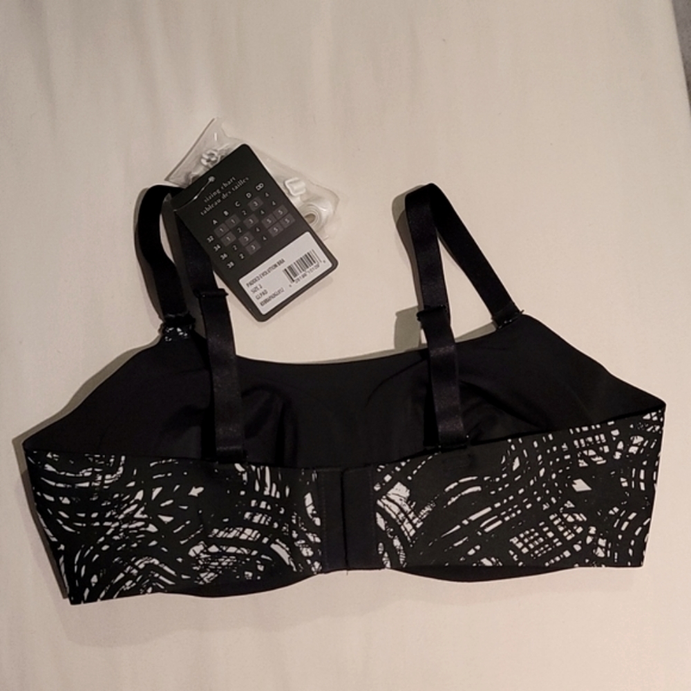 intimates - Picture 2 of 8